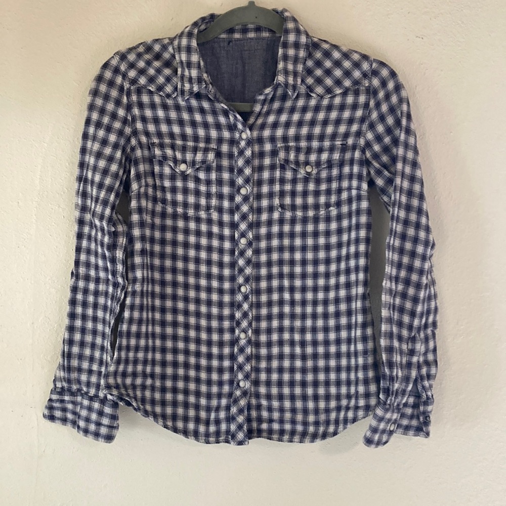 Lucky brand button up plaid shirt. Size Small.
